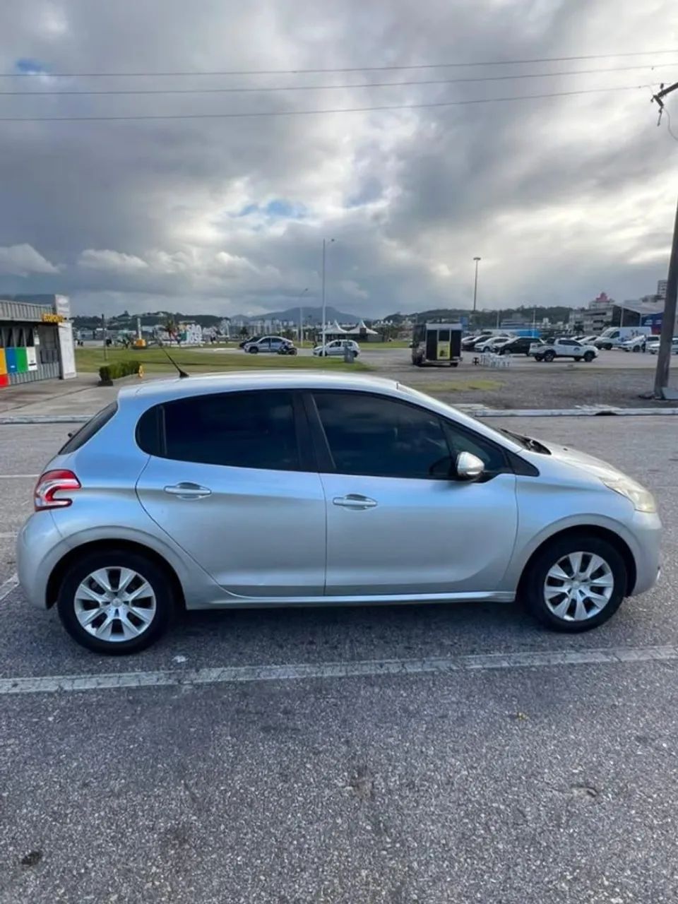 Peugeot 208 Active/active Pack 1.5 Flex 8V 5P 2014 - Foto 3