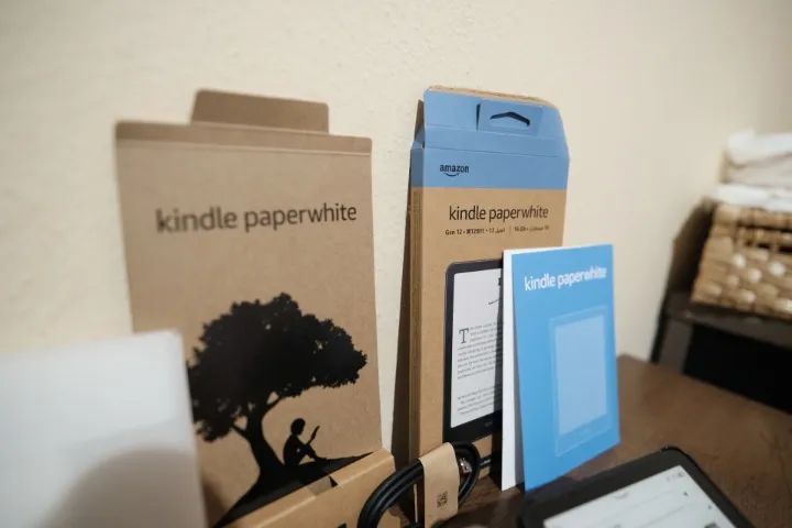 Kindle Paperwhite 12ª Geração - Caixa + Capa - Foto 3
