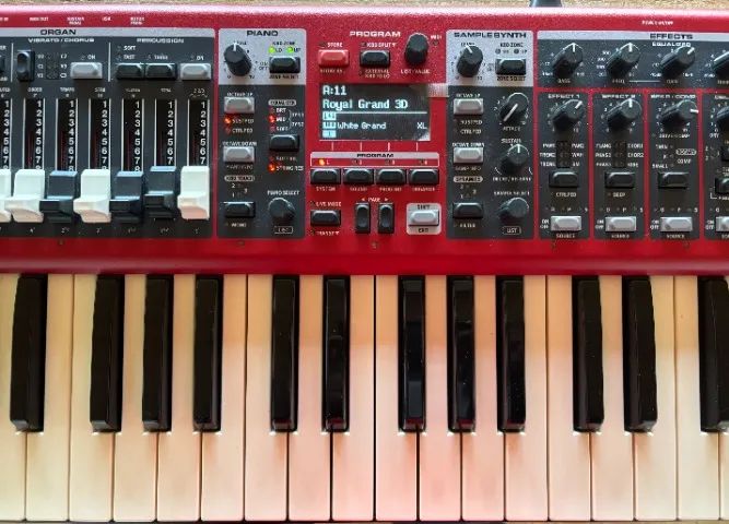  Nord Electro 6 D 73 Teclas