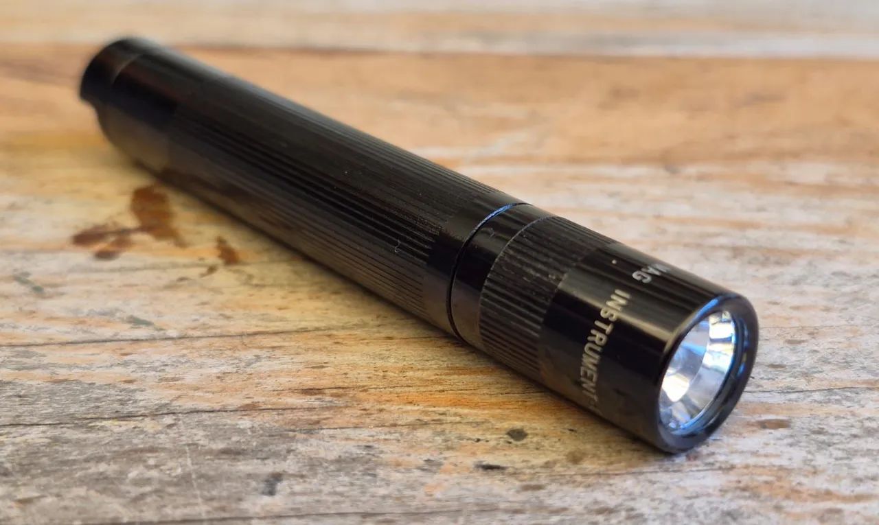 Lanterna de bolso/chaveiro Maglite Solitaire original - Foto 3