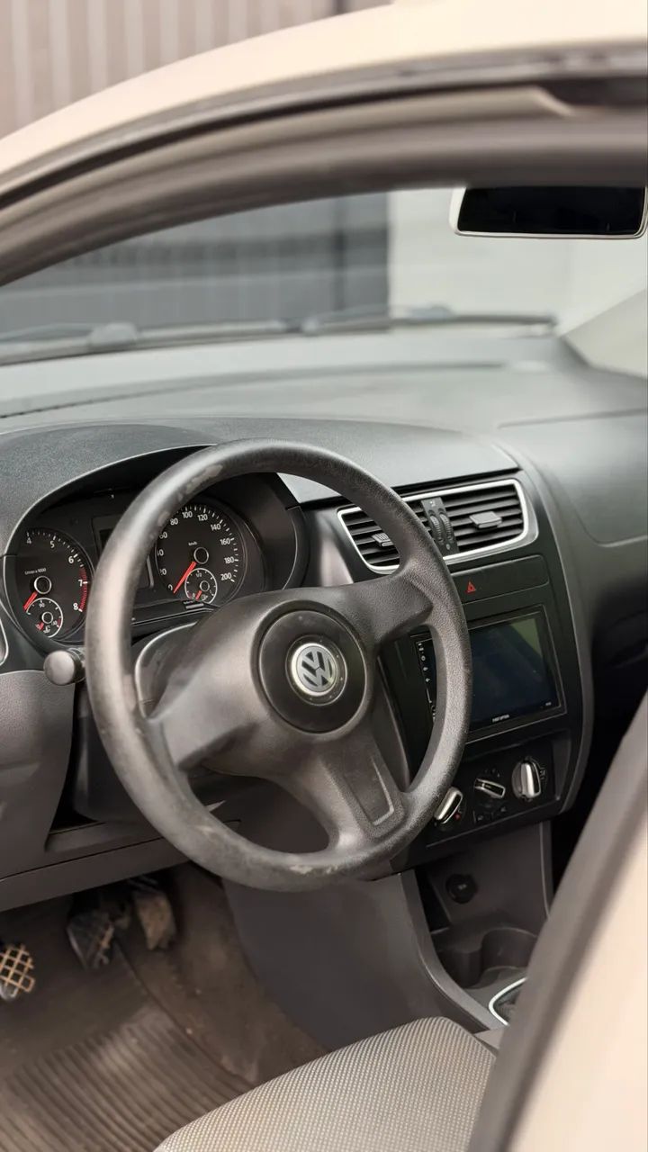 Volkswagen Fox 1.0 MI Total Flex 8V 5P 2012 - Foto 5
