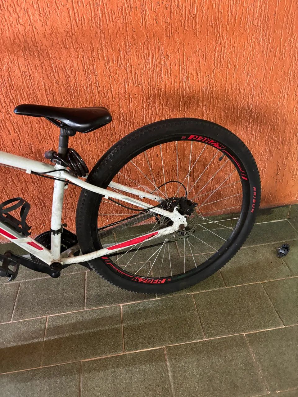 Vendo Bicicleta Caloi Vulcan- Aro 29 - Foto 2