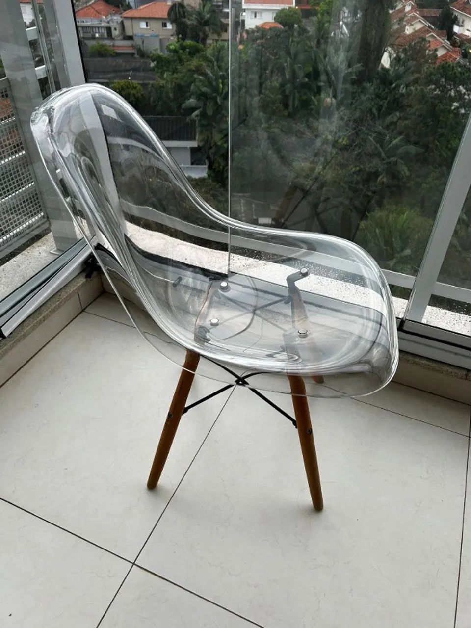 Cadeira Charles Eames Eiffel Transparente - Foto 2