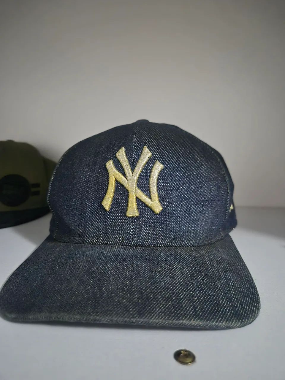 Boné New Era Yankees, Jeans 