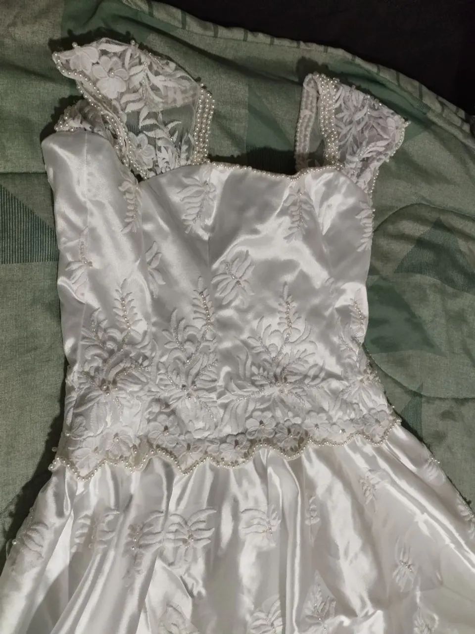 Vestido de Noiva Romântico Bordado com Pérolas - Foto 4