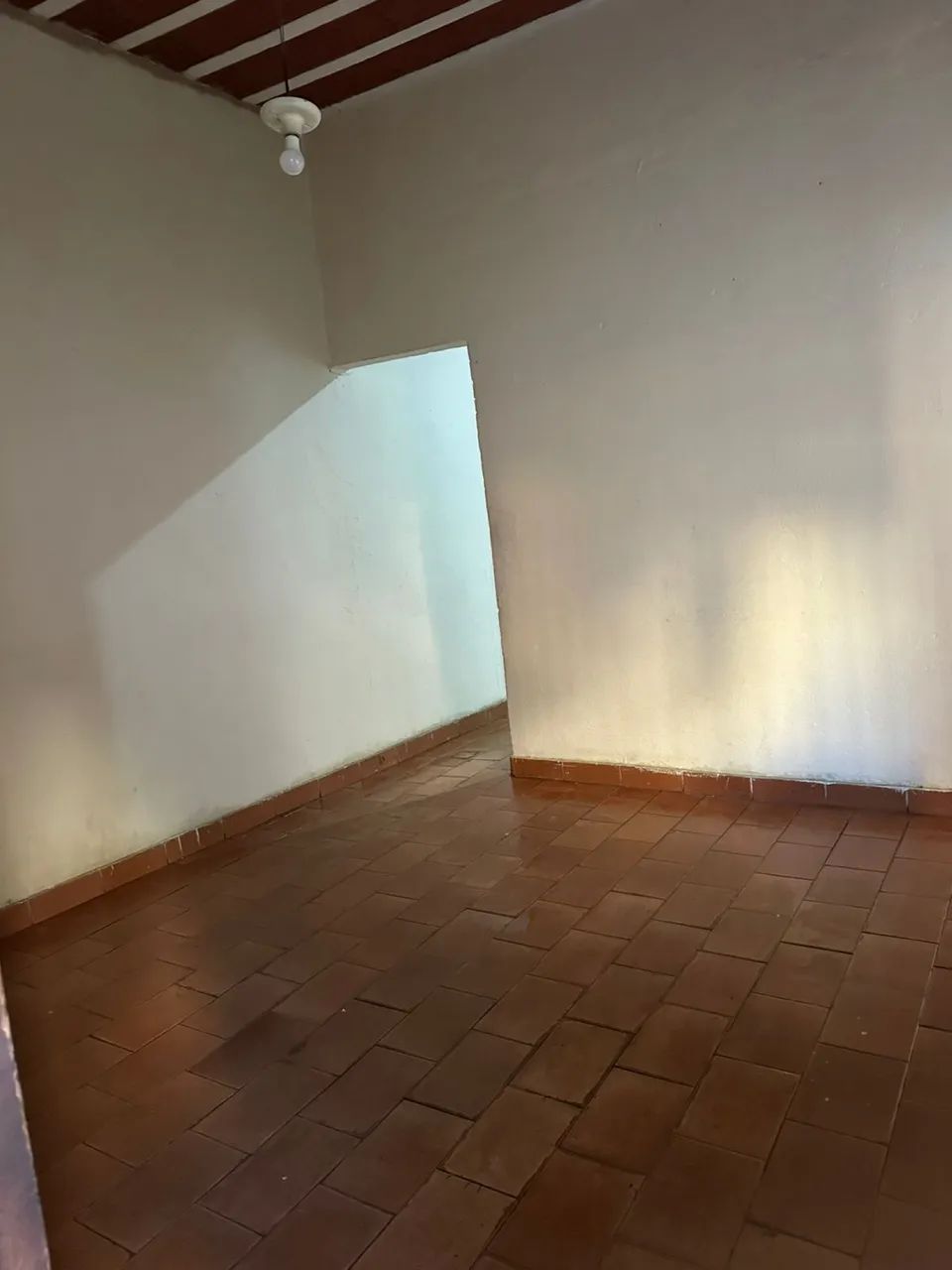 Aluga- se um barracão  - Foto 5