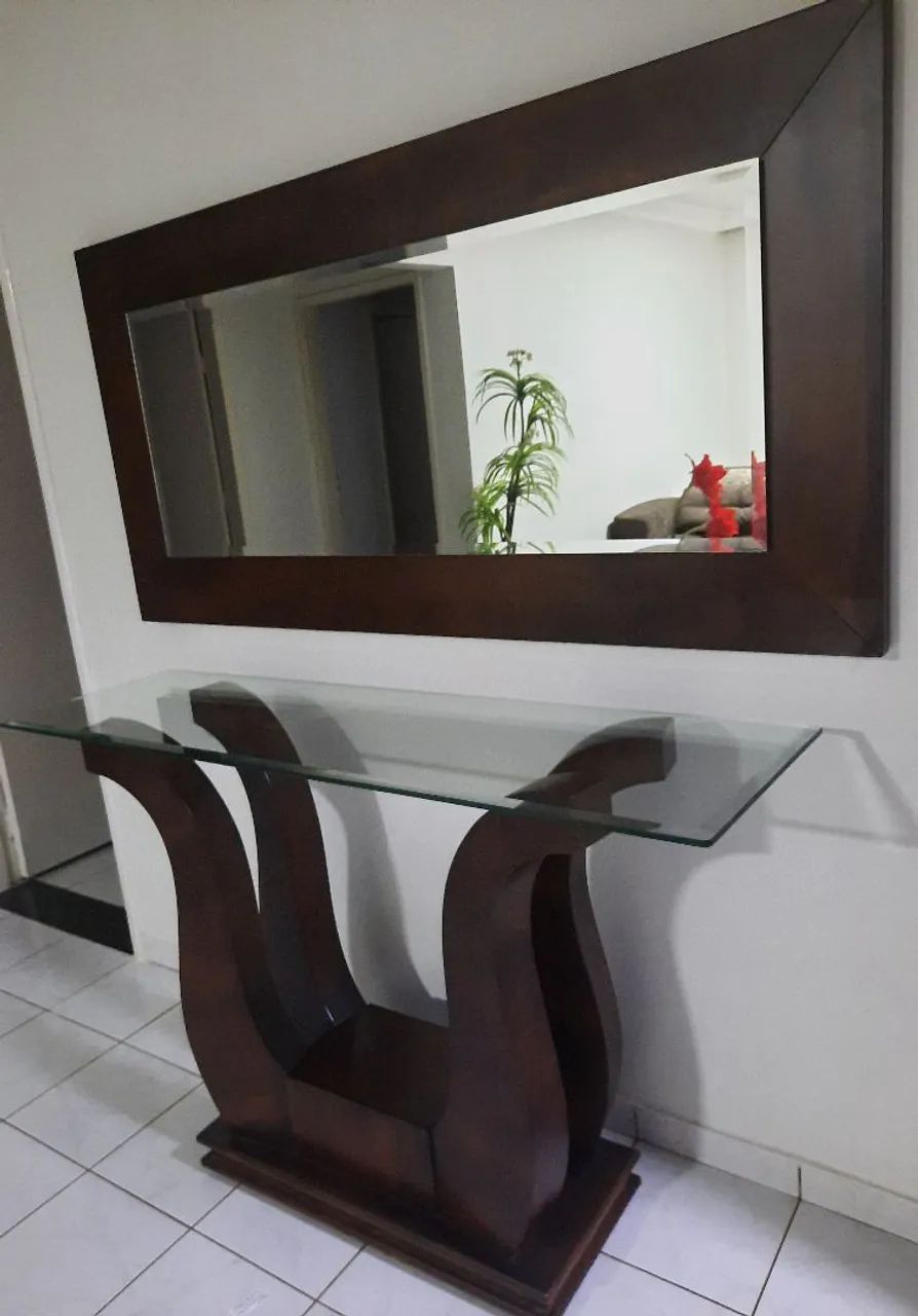 Aparador com espelho e mesa de centro - Foto 2