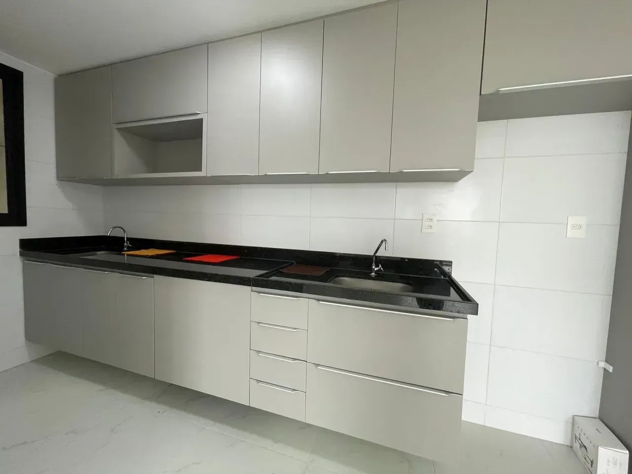 alugo belissimo apartamento com área de lazer completa beira mar - Foto 3