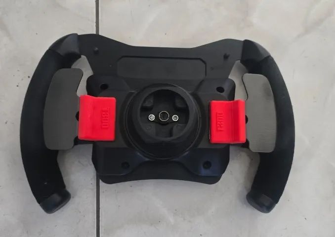 Volante Thrustmaster F1 Estudo Trocas - Foto 2