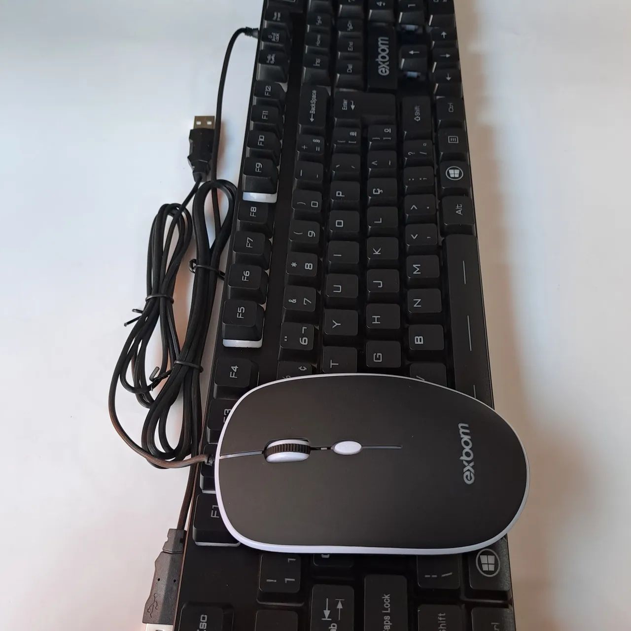 Kit teclado e mouse Exbom com LED - Foto 2