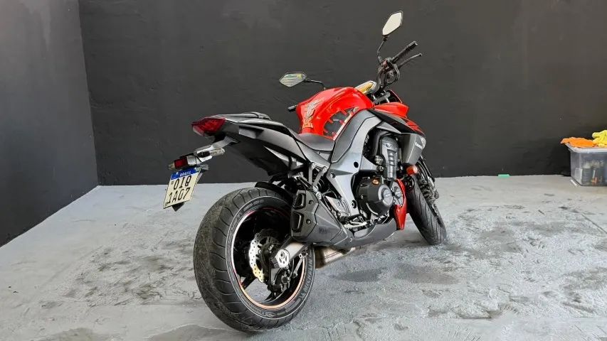 KAWASAKI Z1000 2012 - Foto 2