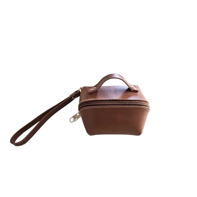 Mini Bolsa Em Courino Fechamento Zíper Duplo E Alça - Foto 2