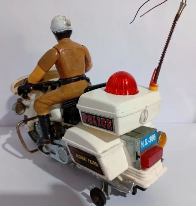 BRINQUEDO MOTO PATROL CHIPS - Foto 4