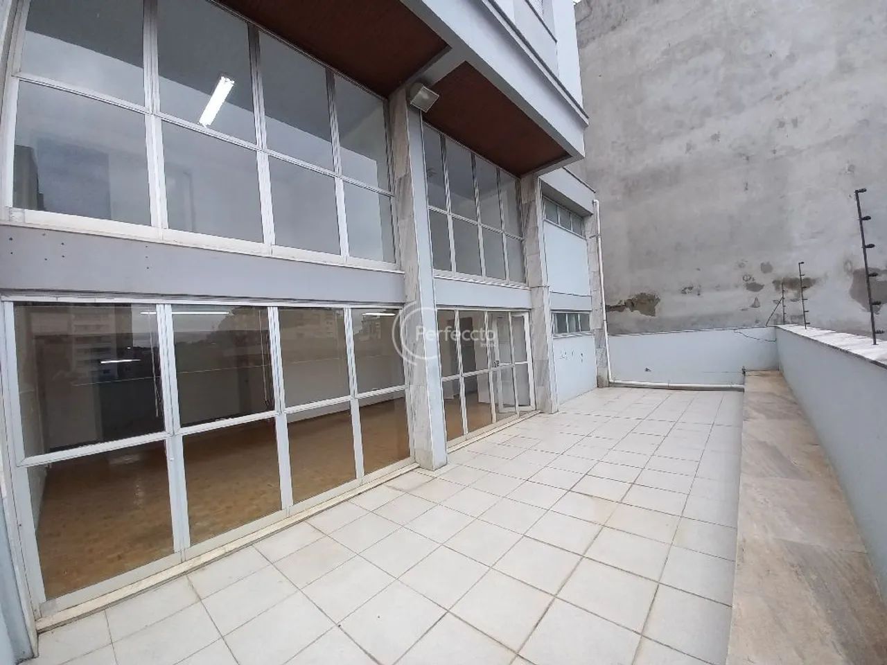 Venda - Salas Comerciais - Centro - Caxias do Sul - RS - Foto 2