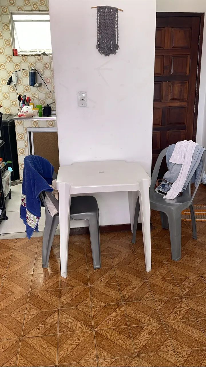 mesa de plástico 