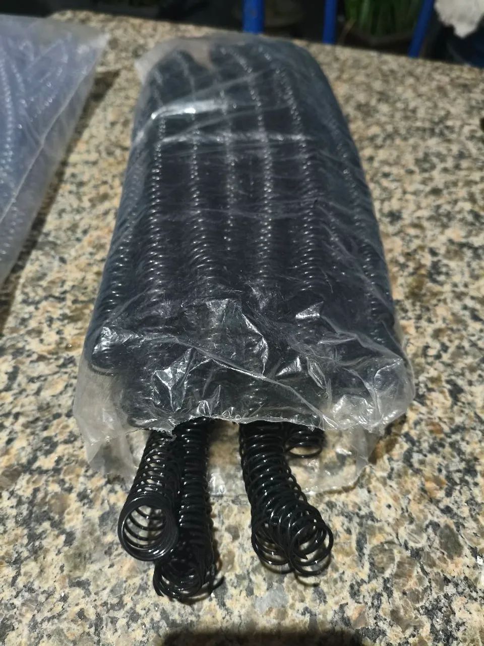 Encadernadora Excentrix A4 Grátis espirais e capas - Foto 3