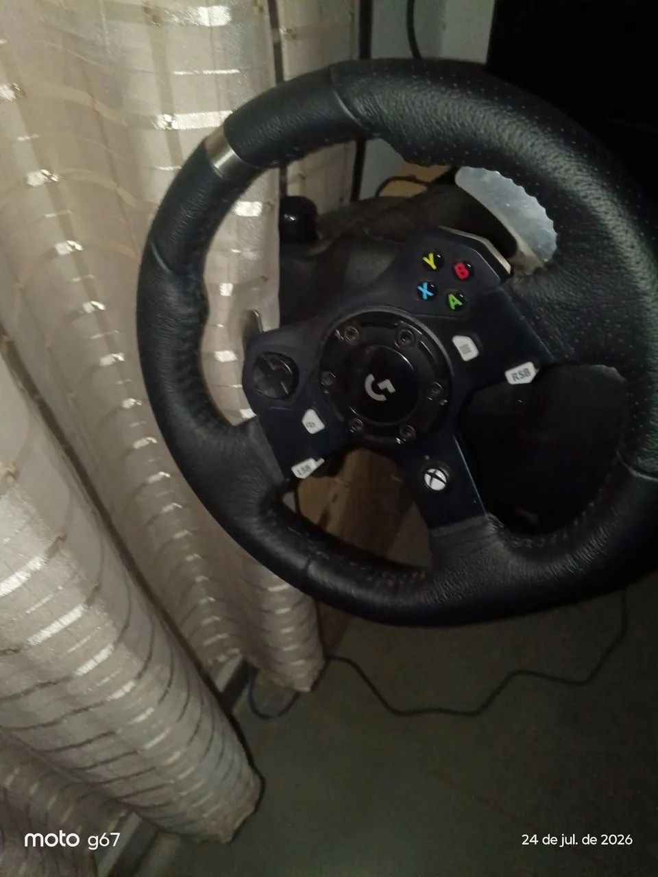 Volante g920 ele e seminovos foi pouco usado 