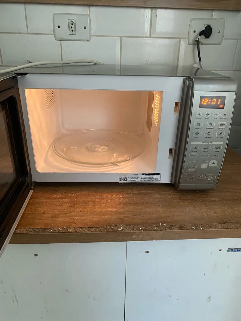 Micro-ondas Brastemp Clear 20 Litros - Foto 2