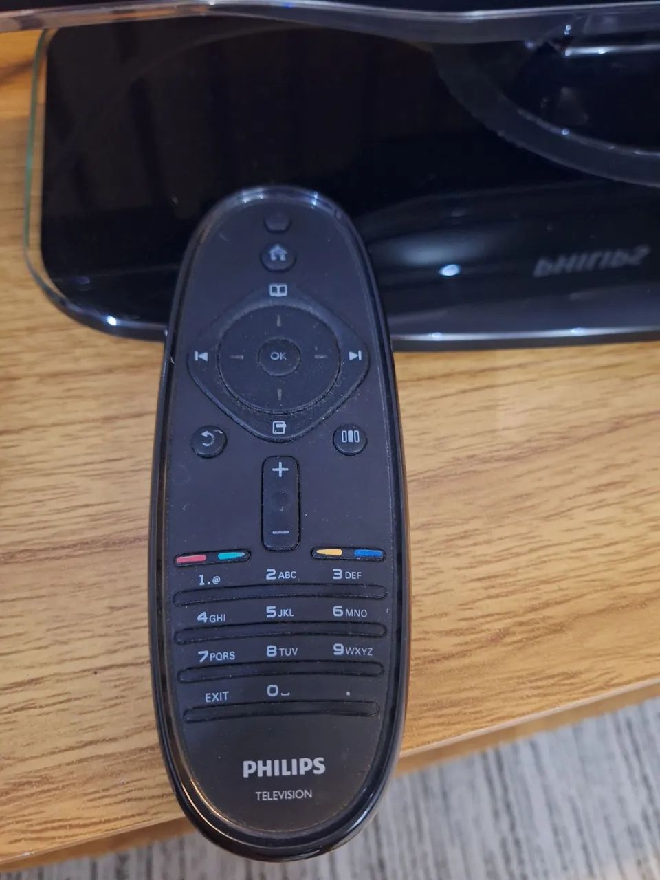 TV Philips 40PFL5615D/78 40 Polegadas com tela manchada - Foto 3