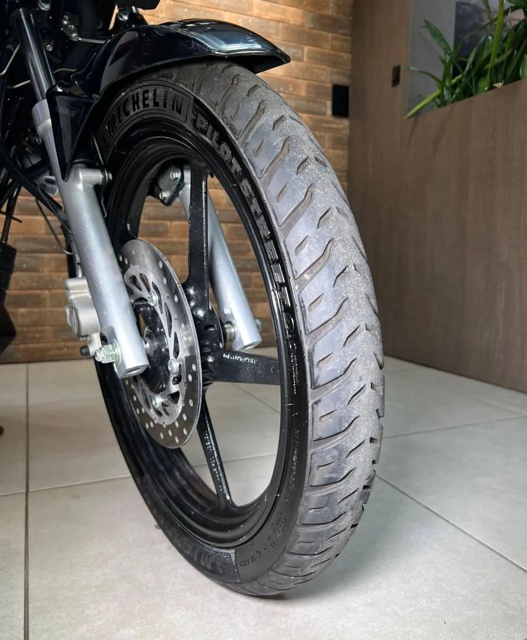 YAMAHA YBR FACTOR 150 ED 2025 - Foto 5