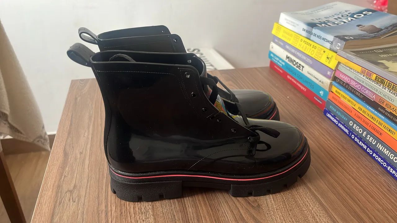 Bota coturno 