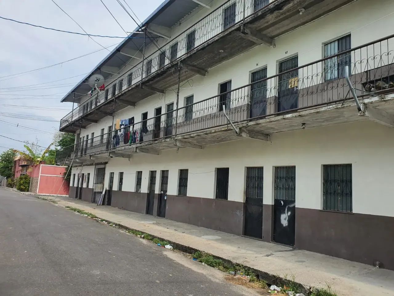 Vendo Prédio com 45 Apartamentos Todos Alugados!! - Foto 2