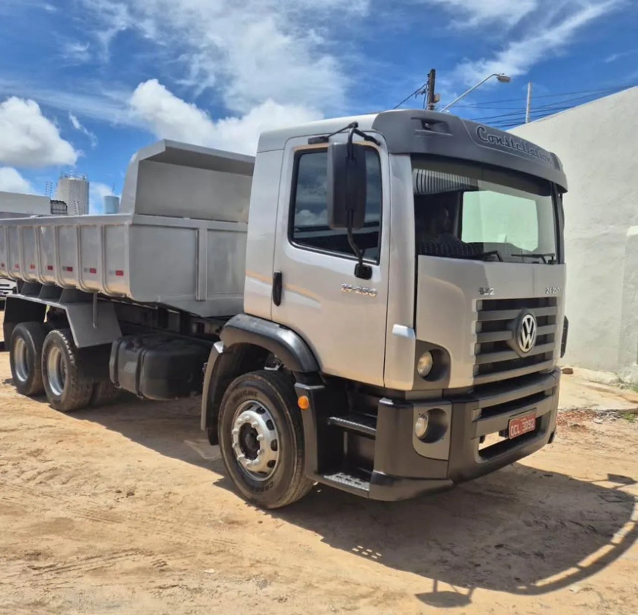 Caminhão 24250 caçamba em Sergipe - Foto 3