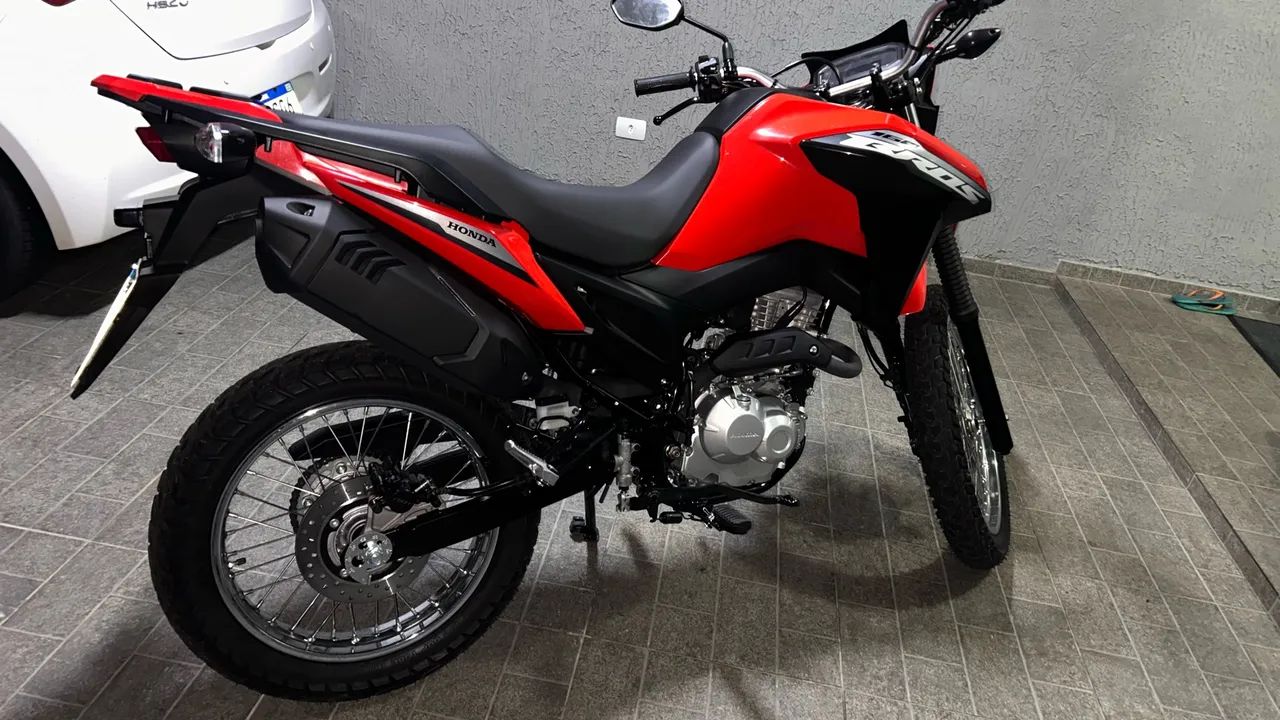 Vendo Honda Bros ABS zero - Foto 4