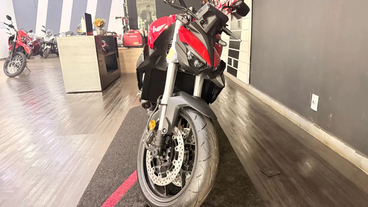 Hornet 1000 - Foto 5