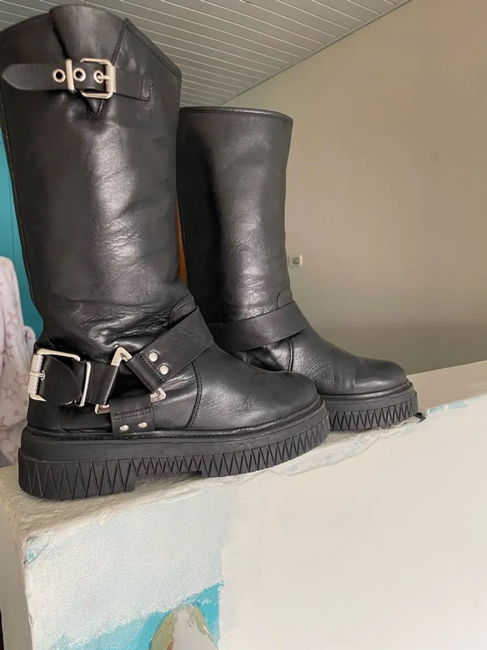 Bota schutz