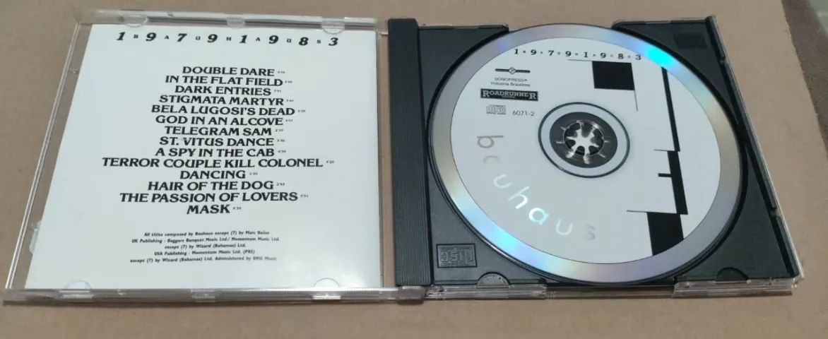 CD - Bauhaus - Volume One - 1979-1983 (SUPER CONSERVADO) - CDs