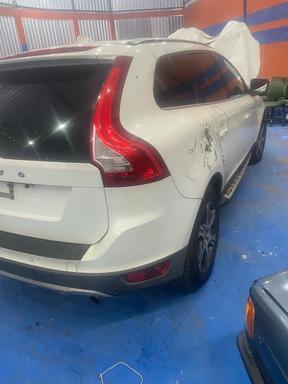 Venda de peças volvo xc60 ou venda inteira a combinar 