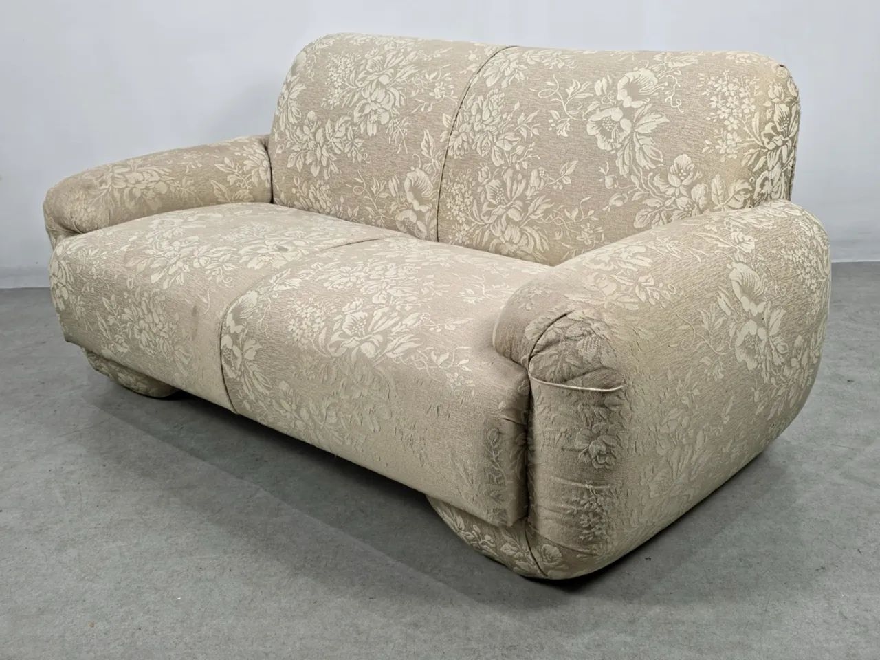 Sofá italiano década de 70- desing italiano  - Foto 2