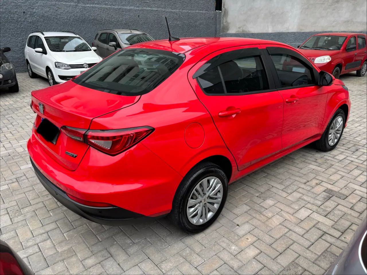 Fiat Cronos Drive 1.3 8V Flex Aut. 2023 - Foto 2