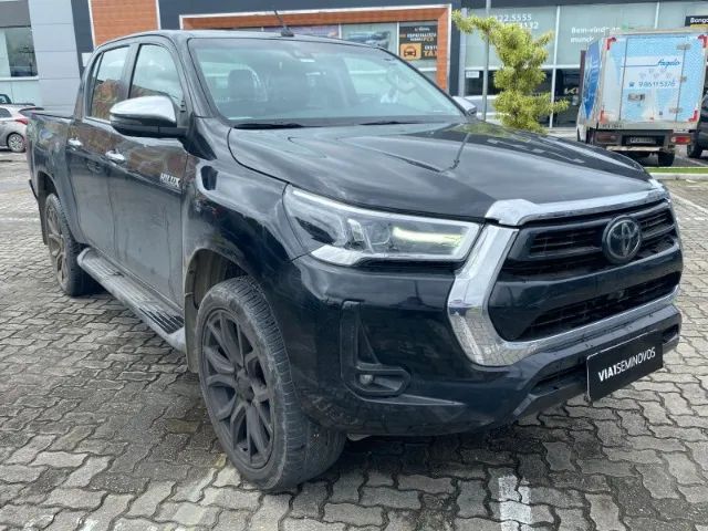 Toyota Hilux Hilux CD SRX 4x4 2.8 TDI 16V Diesel Aut. 2023
