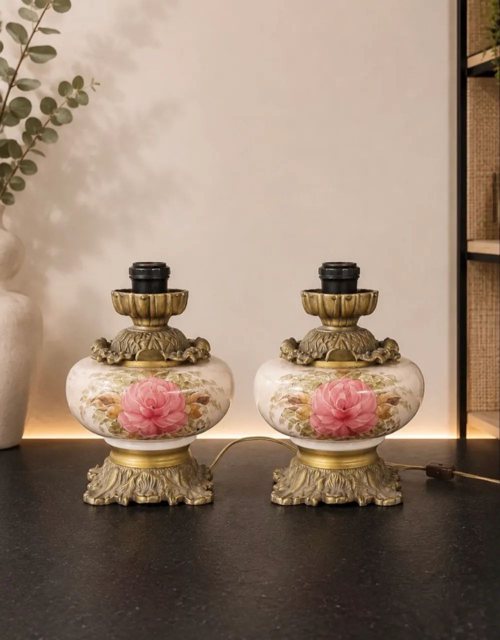 Conjunto abajur e lustre clássico 