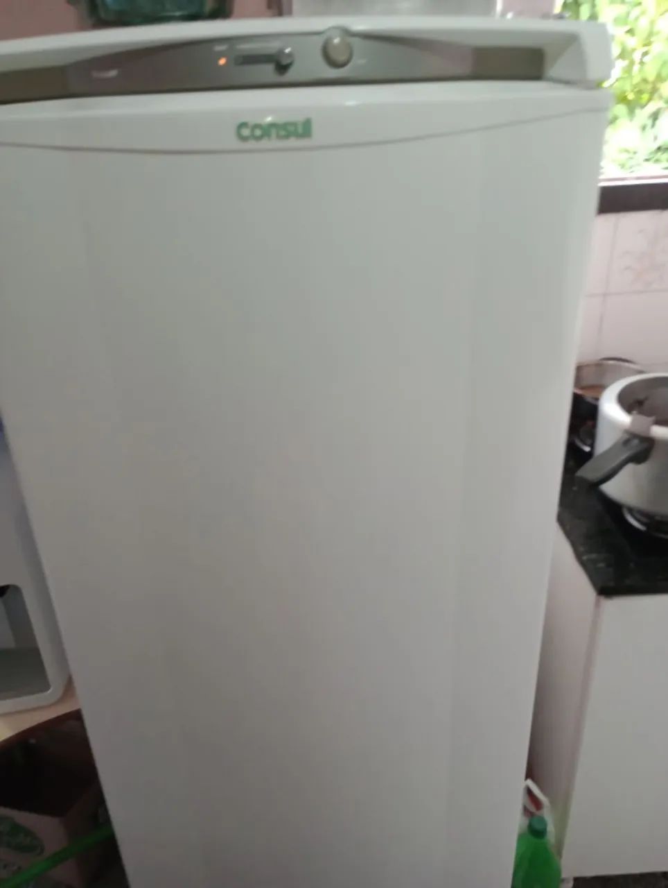 Vendo freezer 230 litros  - Foto 4