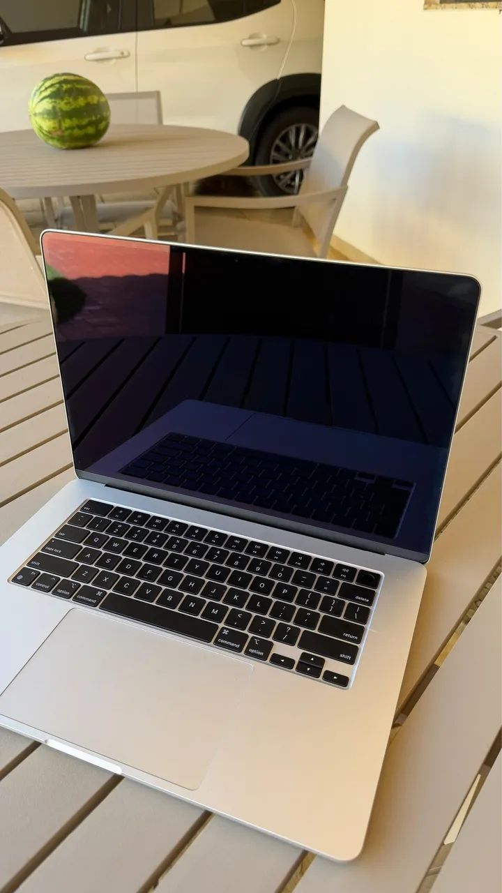 Macbook air M3 15" 16ram 512GB prata - Foto 3