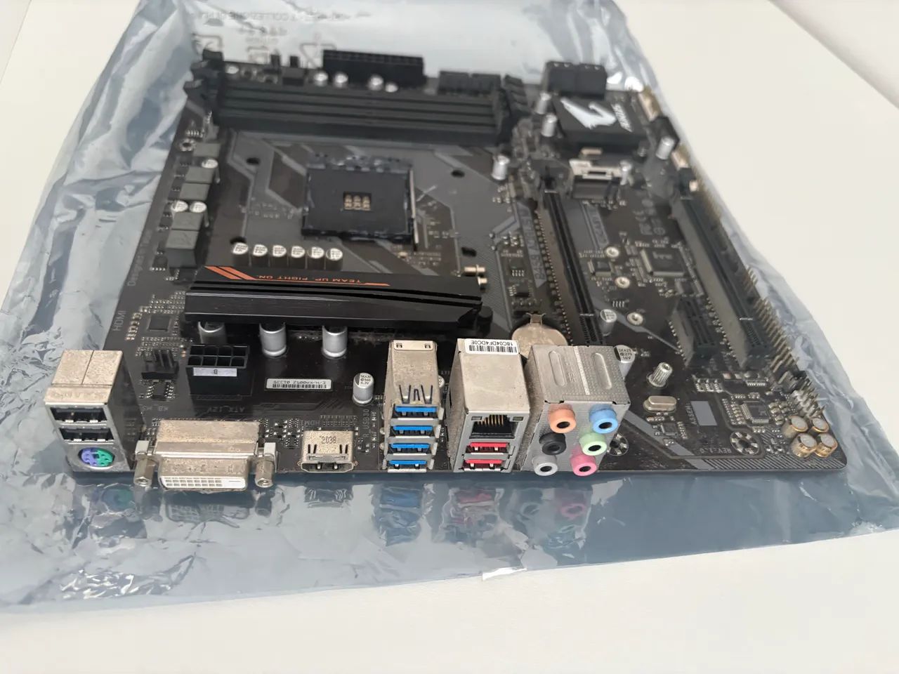 Placa Mãe B450 aorus  - Foto 3