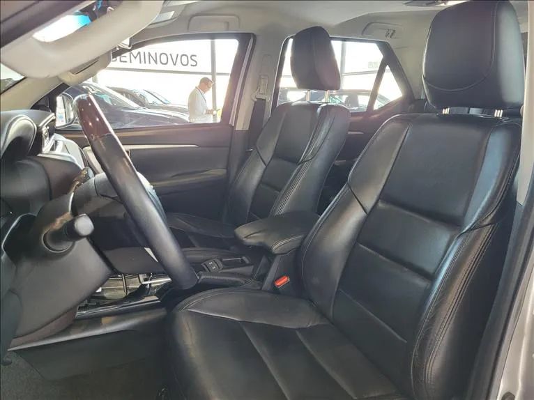Toyota Hilux SW4 SR 4x2 2.7/ 2.7 Flex 16V Aut., foto 15 de 16
