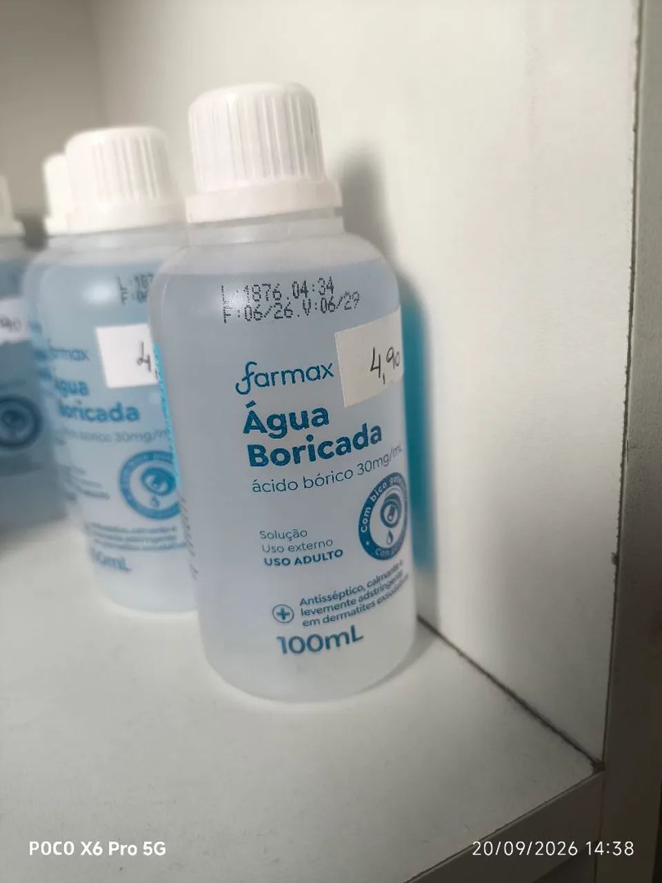 Água boricada 