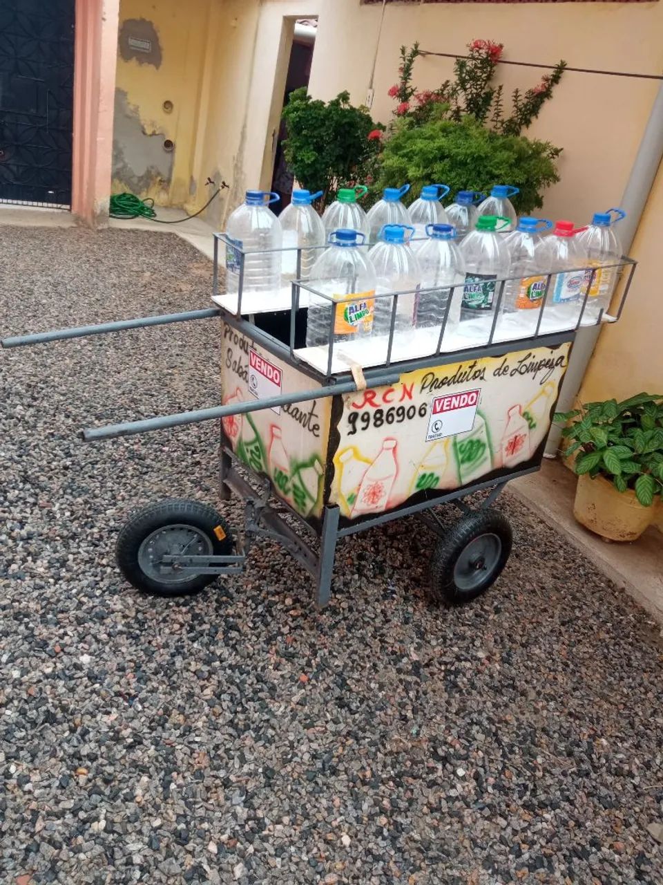 Vendo carrinho ambulante todo reformado 
