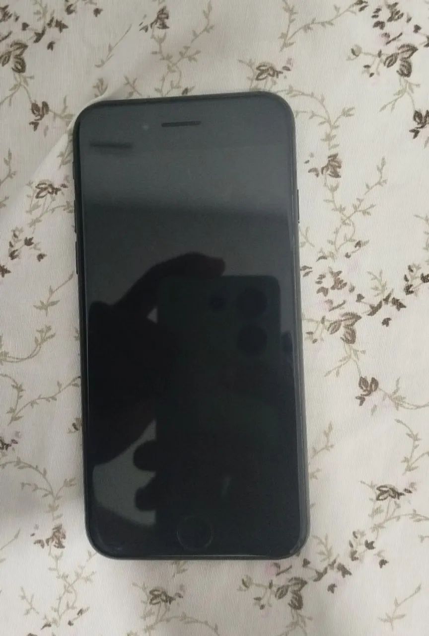 IPHONE SE 2020