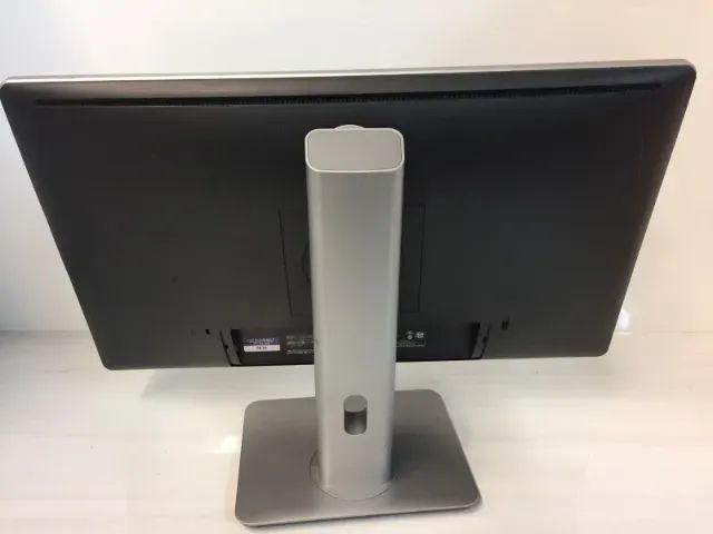 Monitor Dell P 2314H - 23' Polegadas - LED - Widescreen - VGA - DVI - Display Port - BASE  - Foto 3