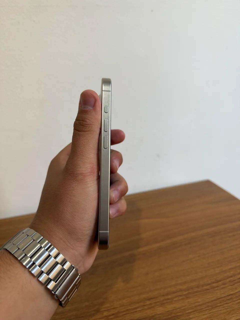 Iphone 15 Pro 128gb Branco - Foto 4