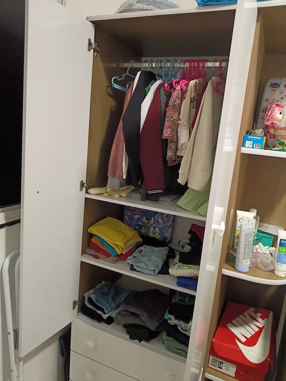 Guarda roupa + berço  - Foto 4