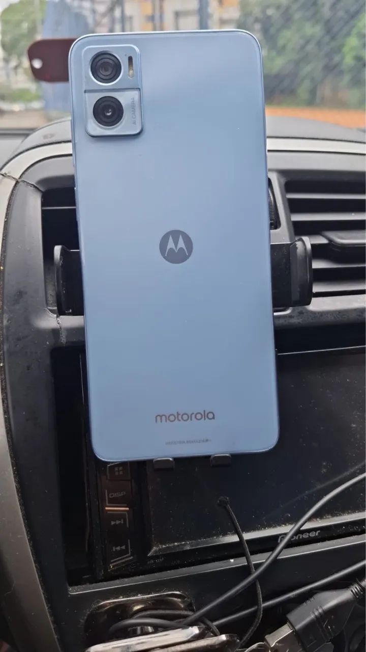 Celular semi novo MOTOROLA - Foto 2