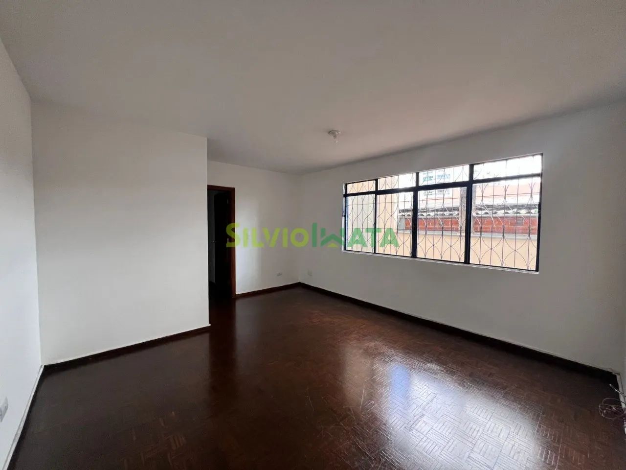 EXCELENTE APARTAMENTO 03 QUARTOS E 01 SUÍTE PARA MORAR NO CENTRO DA CIDADE, AVENIDA BRASIL - Foto 2