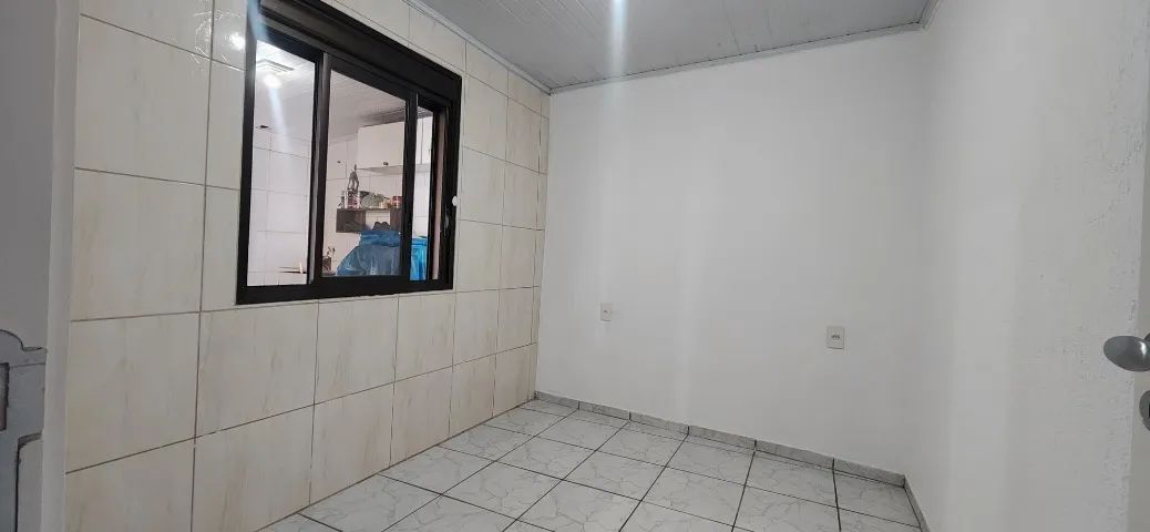 Casa com 2 Quartos Reformada e com armários - Foto 5