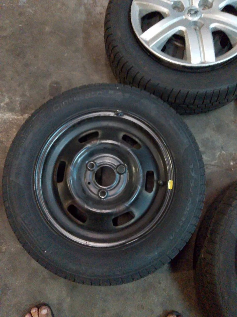 Rodas do kwid de ferro aro 14 - Foto 5